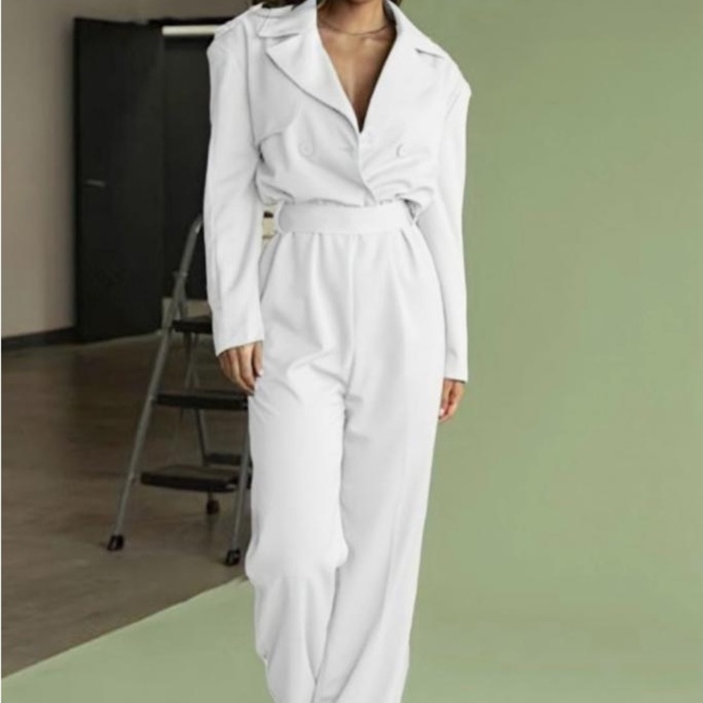 Elegant White Jumpsuit